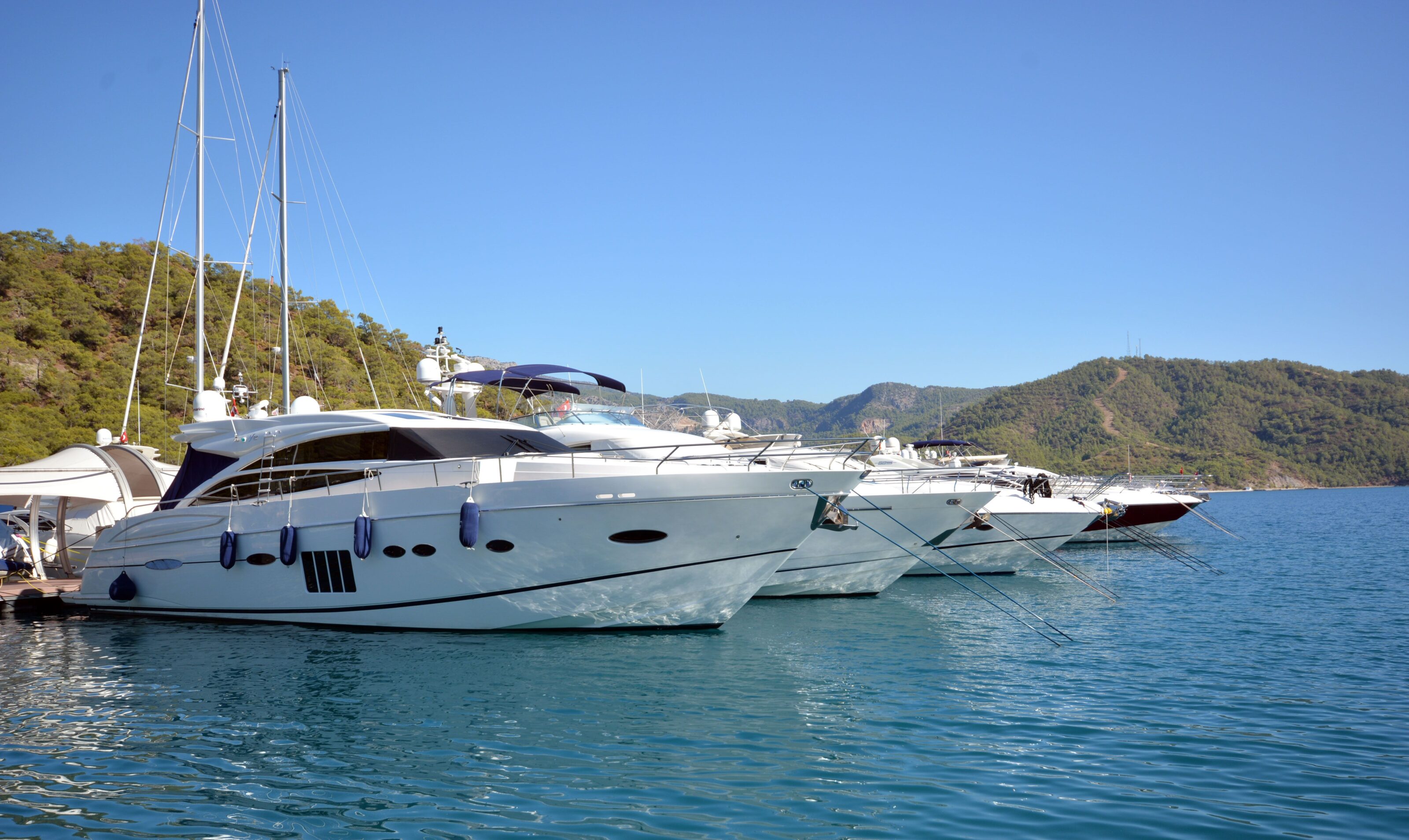 Crewed Motor Yacht Charter