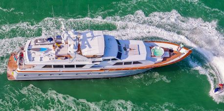 luxury-yachts-for-sale